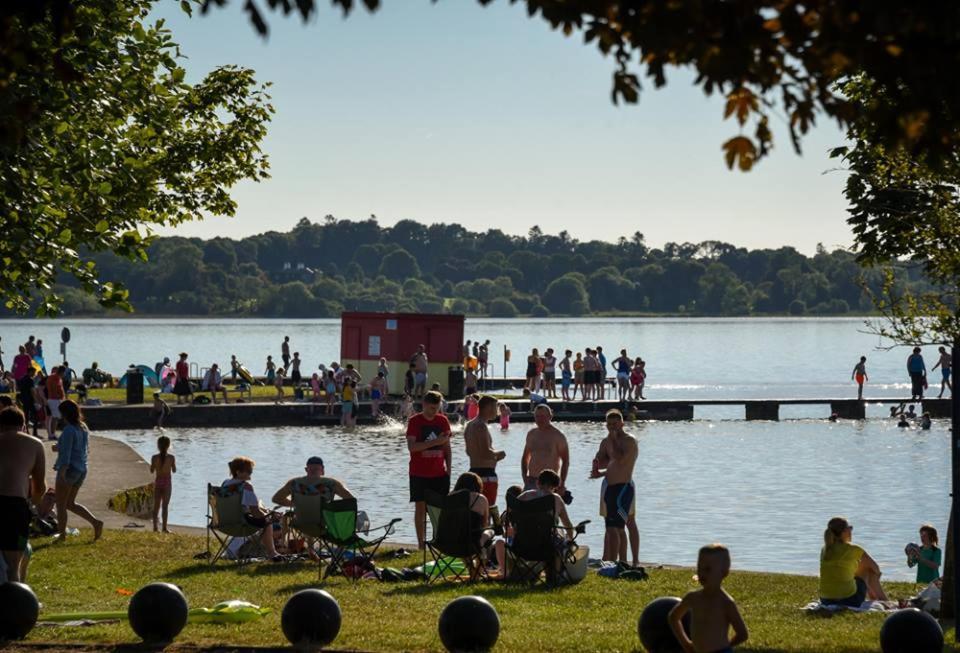 Lakeside Loughrea Dış mekan fotoğraf